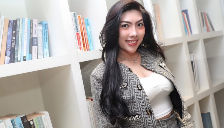 Ayunda Angkat Bicara soal Isu Kedekatan dengan Pengusaha Kalimantan
