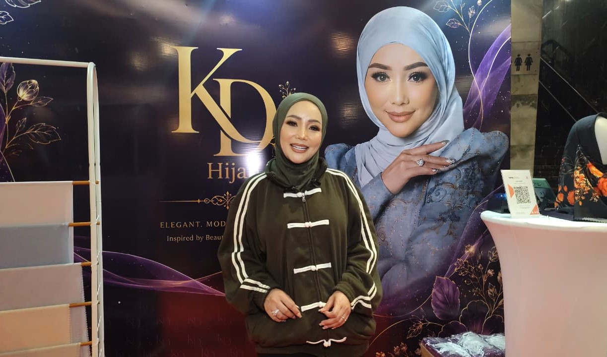 Kristina Luncurkan KD Hijab
